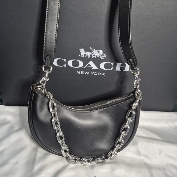 Black Leather Women's Bag - Picture 8 of 11